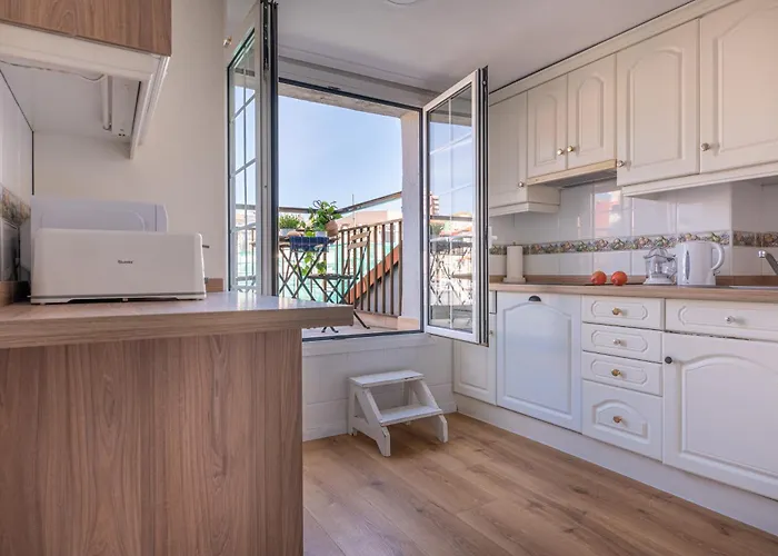 Apartamento Jm8-clásico Y Espacioso En Pleno Centro De